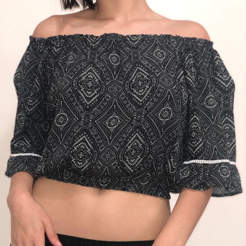 Forever 21 strapless blouse